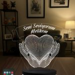 3D Seni Seviyorum Kalpli LED Gece Lambası - Sevgiliye Özel Romantik 16 Renk Kumandalı Masa Lambası