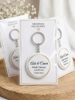 Nikah Hediyesi & Hatırası - Minimalist Siyah Beyaz Tipografi - Kişiye Özel Açacaklı Buton Rozet Anahtarlık 3lü Sunum Kartı ve Set