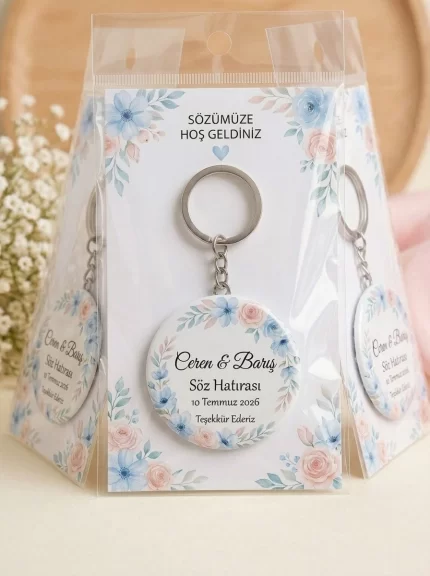 Söz Hediyesi & Hatırası - Pastel Mavi & Pudra Çiçek - Kişiye Özel Açacaklı Buton Rozet Anahtarlık 3lü Sunum Kartı ve Set