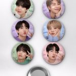 BTS RM, Suga, Jungkook, Jimin Pastel Soft K-Pop Temalı Çanta Süsü Rozet İğneli Buton Rozet Seti Set 1 (6 ADET) (58 mm)